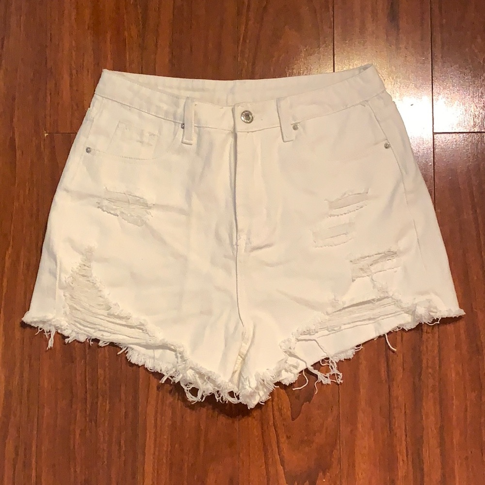 Women’s distressed denim shorts